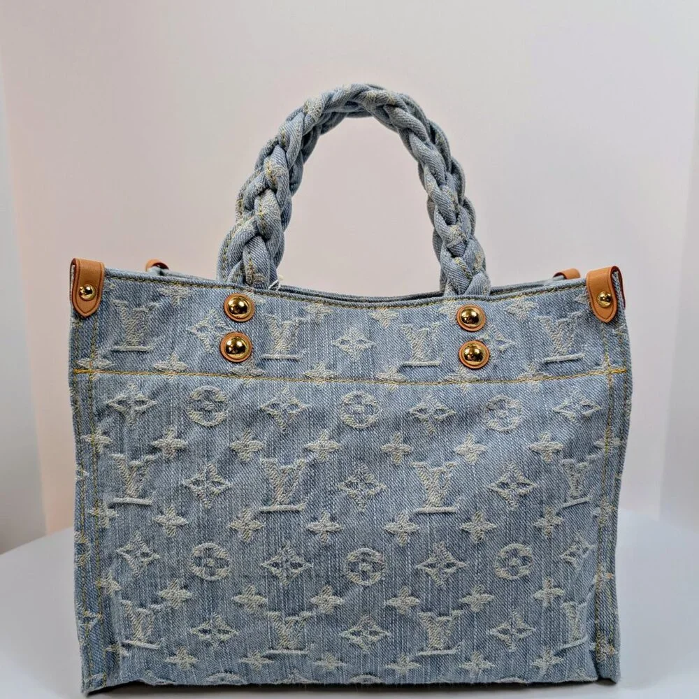 Louis Vuitton "Sky Denim" Jacquard Denim OnTheGo PM Tote Bag - Picture 4 of 15